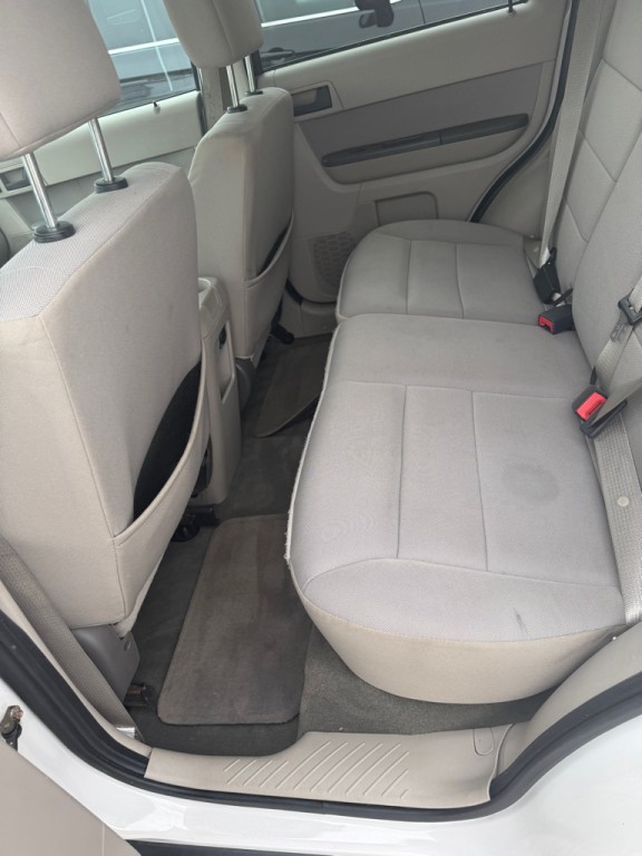 2011 Ford Escape Image 10