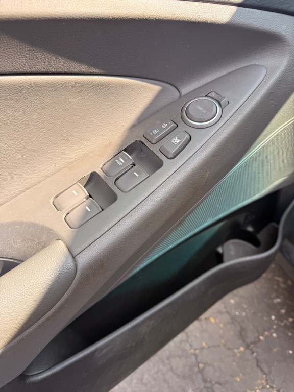 2013 Hyundai Sonata Image 9