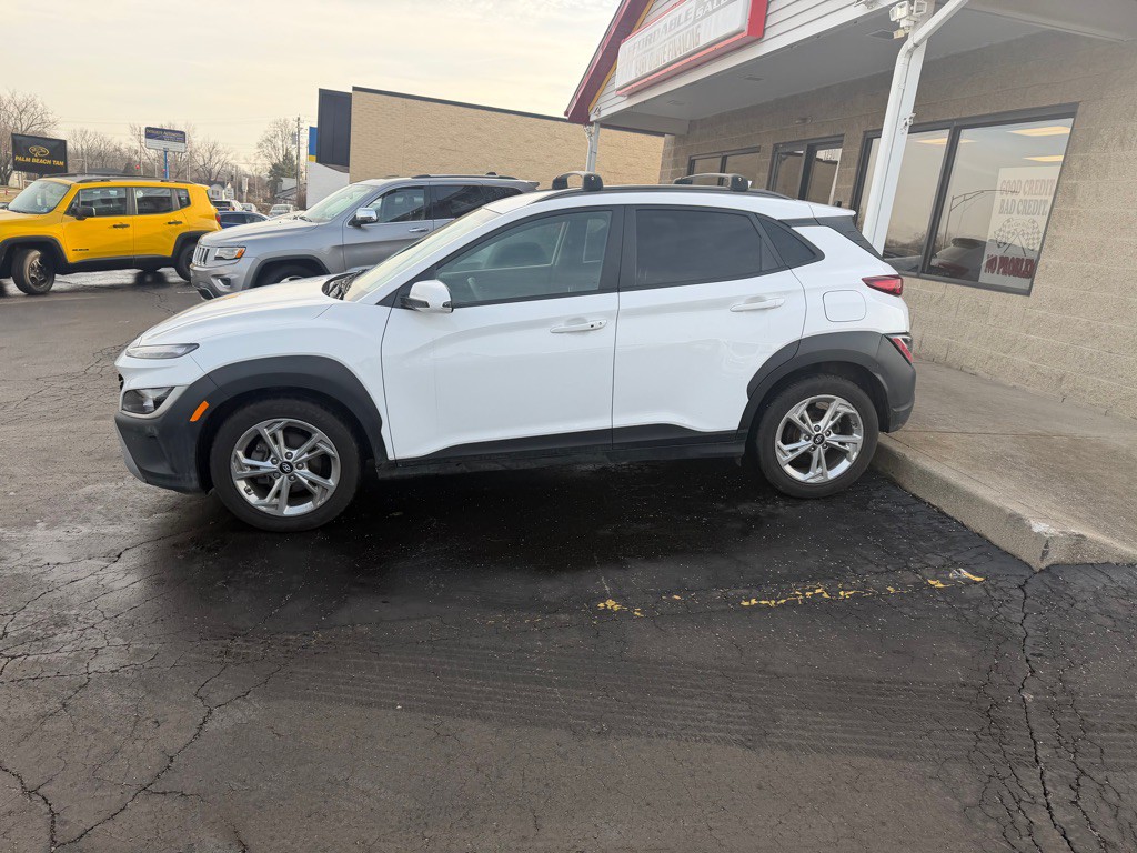 2022 Hyundai Kona Image 2