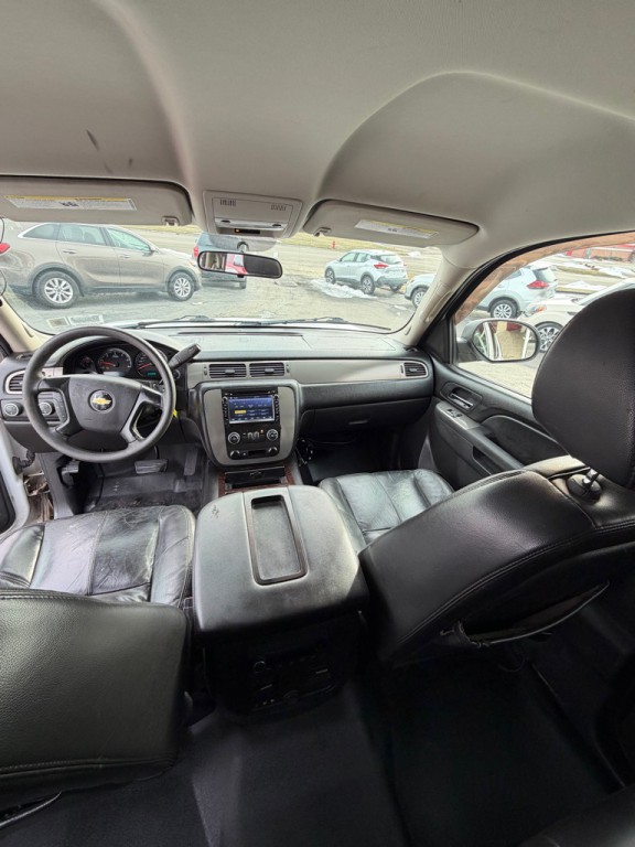 2010 Chevrolet Tahoe Image 11