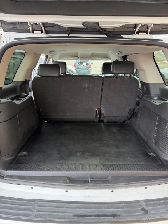 2010 Chevrolet Tahoe Image 14