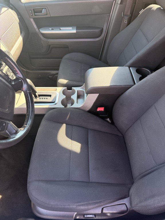 2009 Ford Escape Image 8