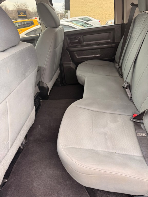 2014 RAM 1500 Image 9