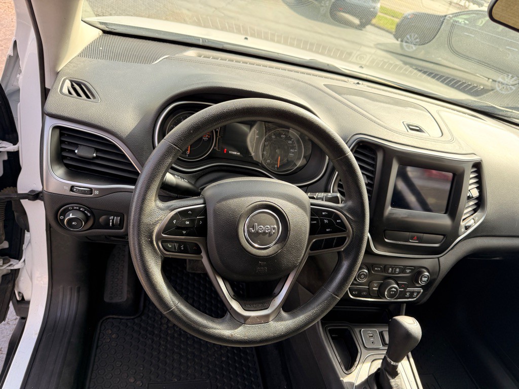 2019 Jeep Cherokee Image 7