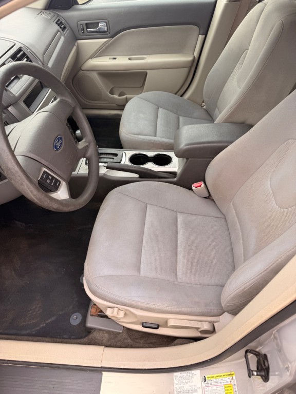 2010 Ford Fusion Image 9