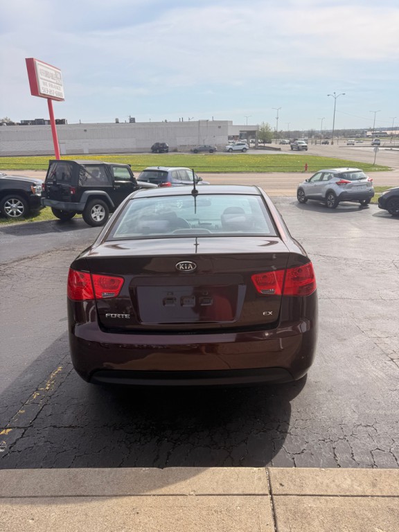 2011 Kia Forte Image 3