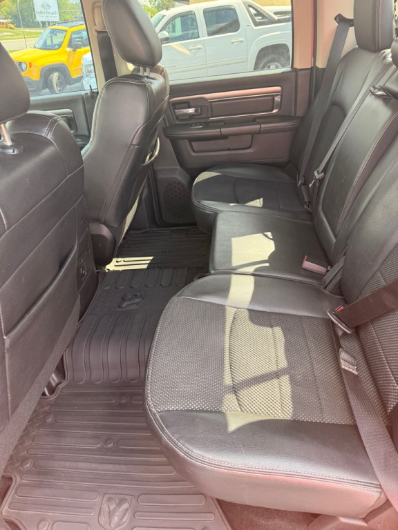 2014 RAM 1500 Image 12