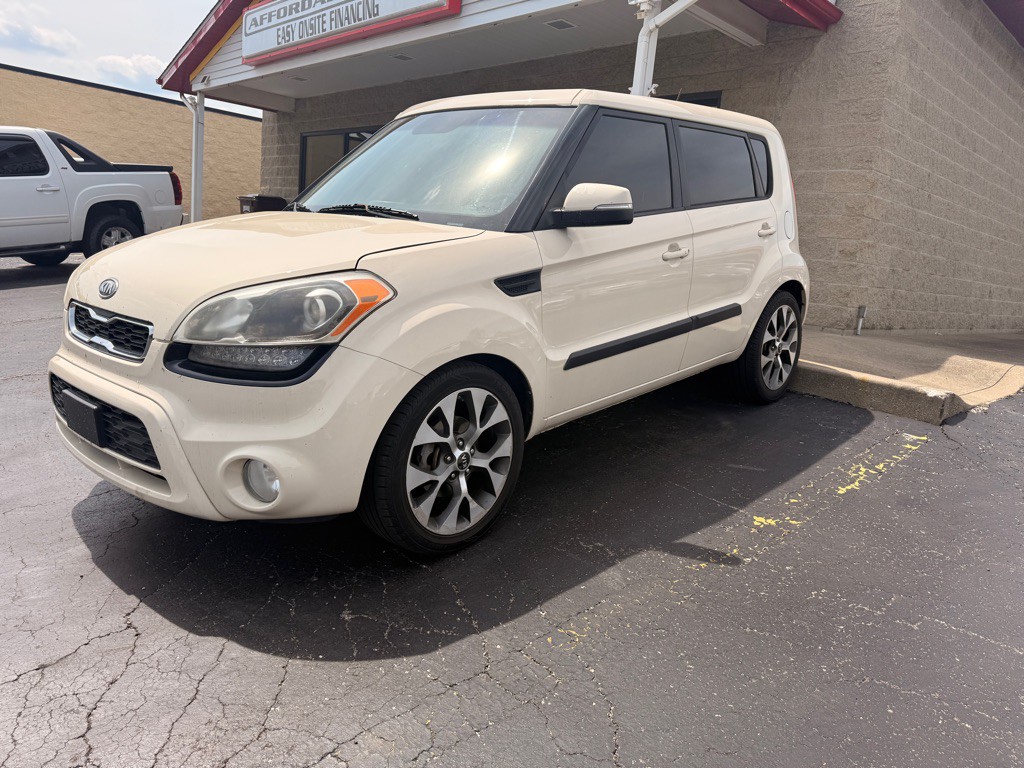2012 Kia Soul Image 1