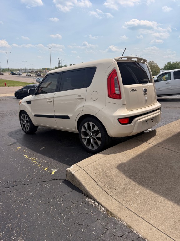 2012 Kia Soul Image 2