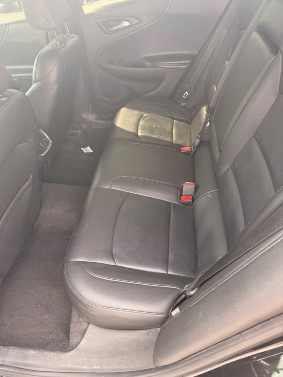 2018 Chevrolet Malibu Image 9