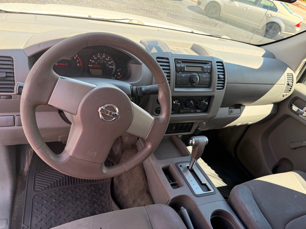 2013 Nissan Frontier Image 7