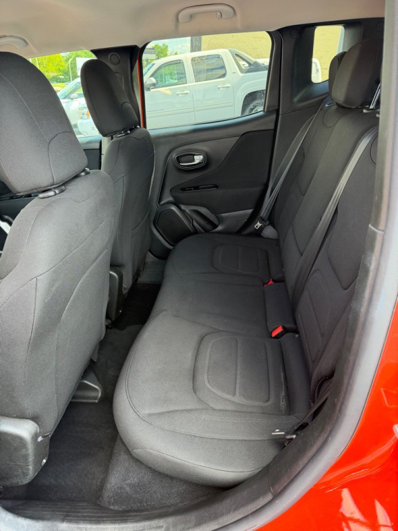 2021 Jeep Renegade Image 10