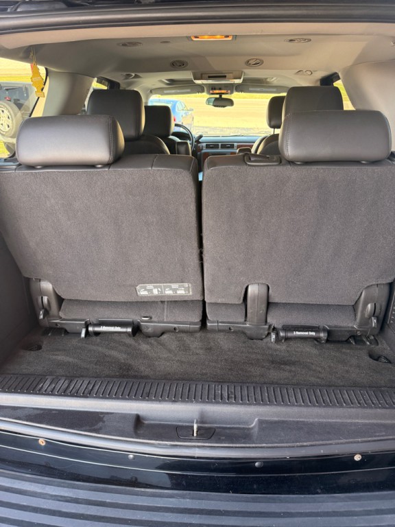 2011 Chevrolet Tahoe Image 16