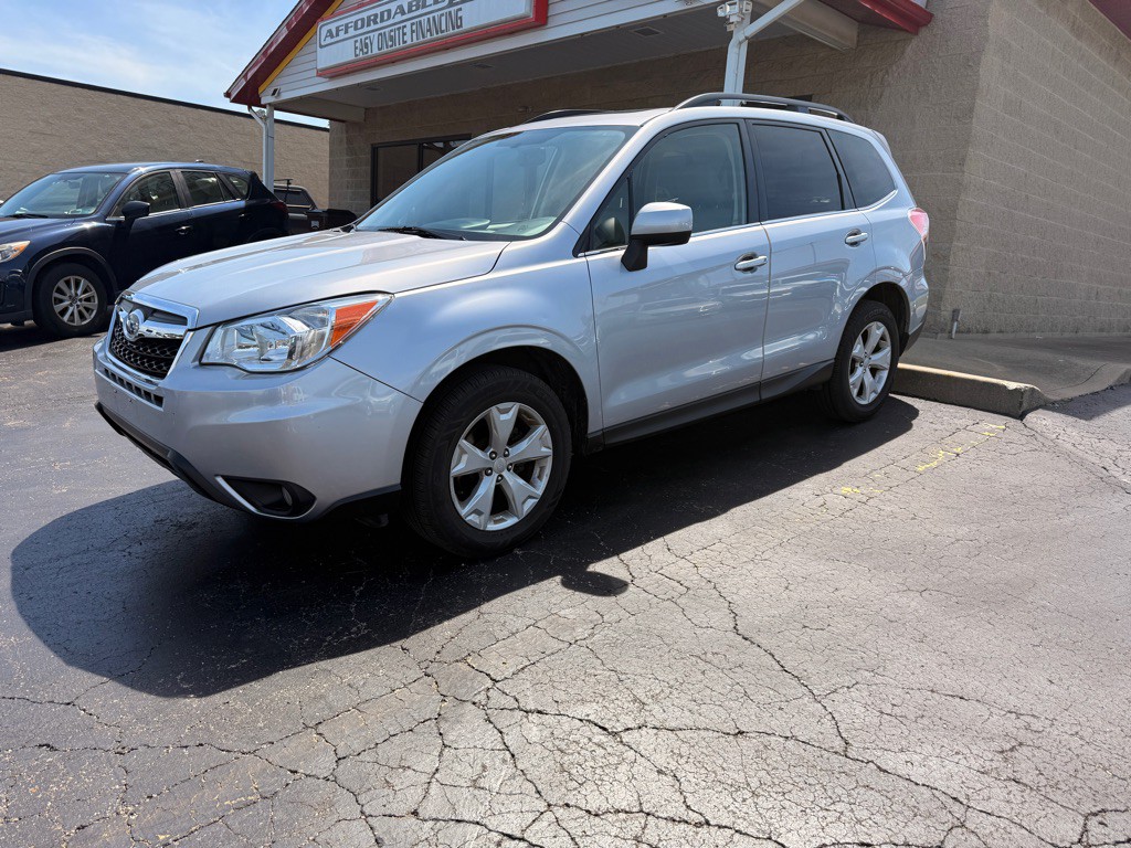 2016 Subaru Forester Image 1