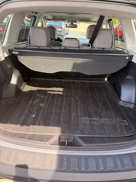 2016 Subaru Forester Image 11