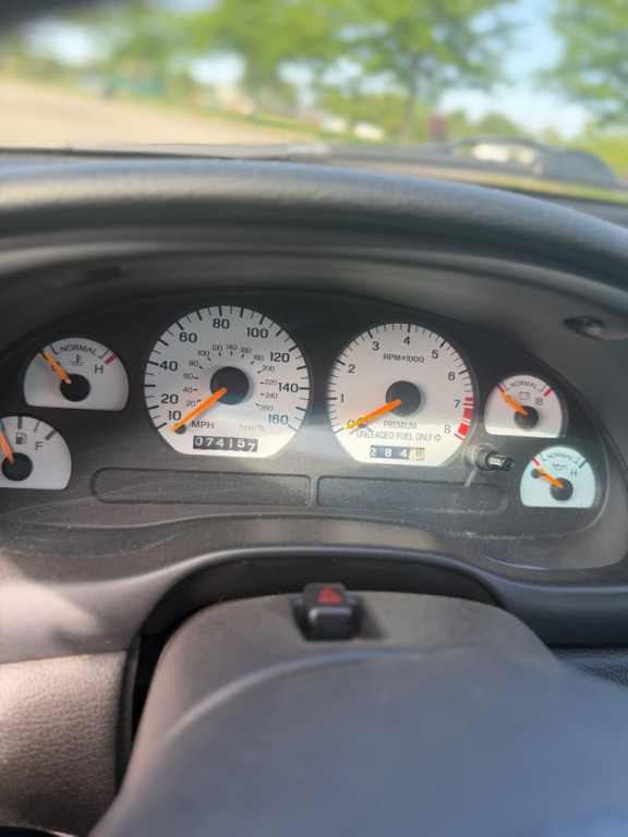1997 Ford Mustang Image 12