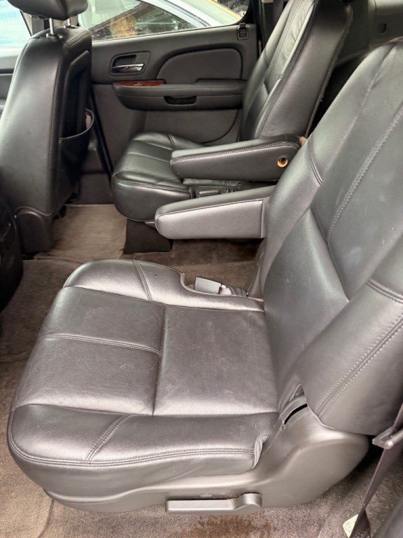2012 GMC Yukon Image 11