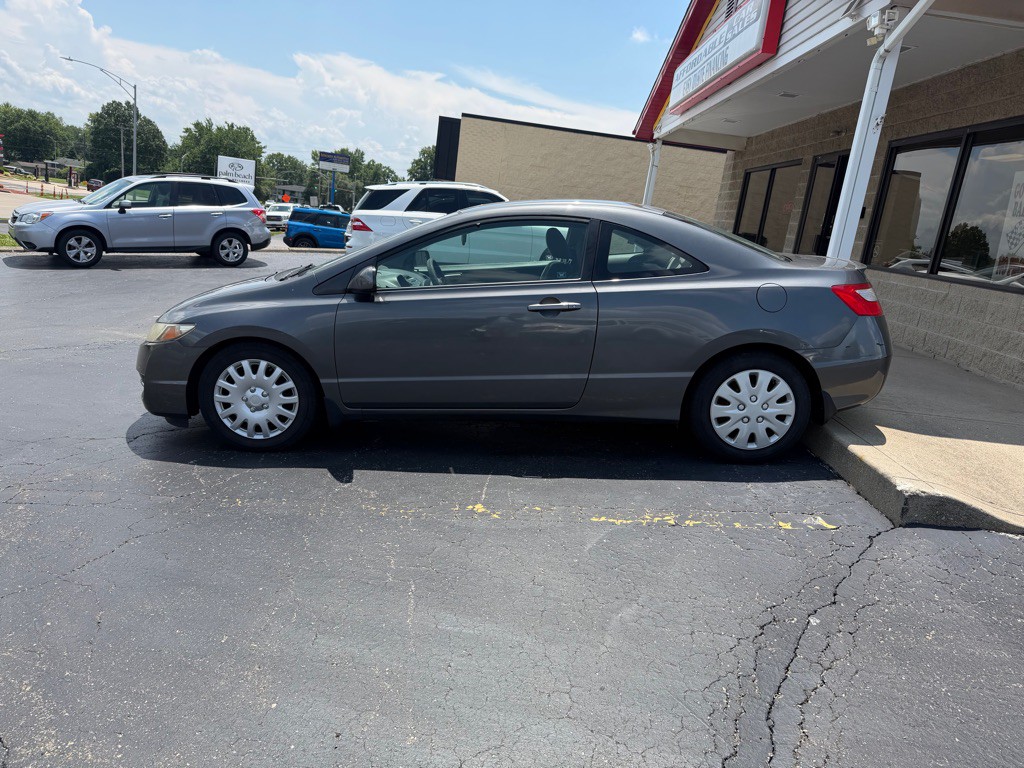 2011 Honda Civic Image 4