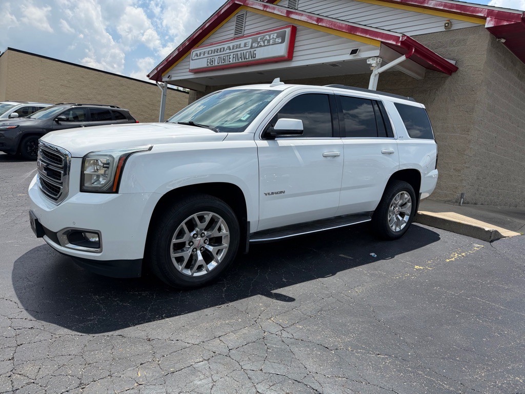 2017 GMC Yukon Image 1