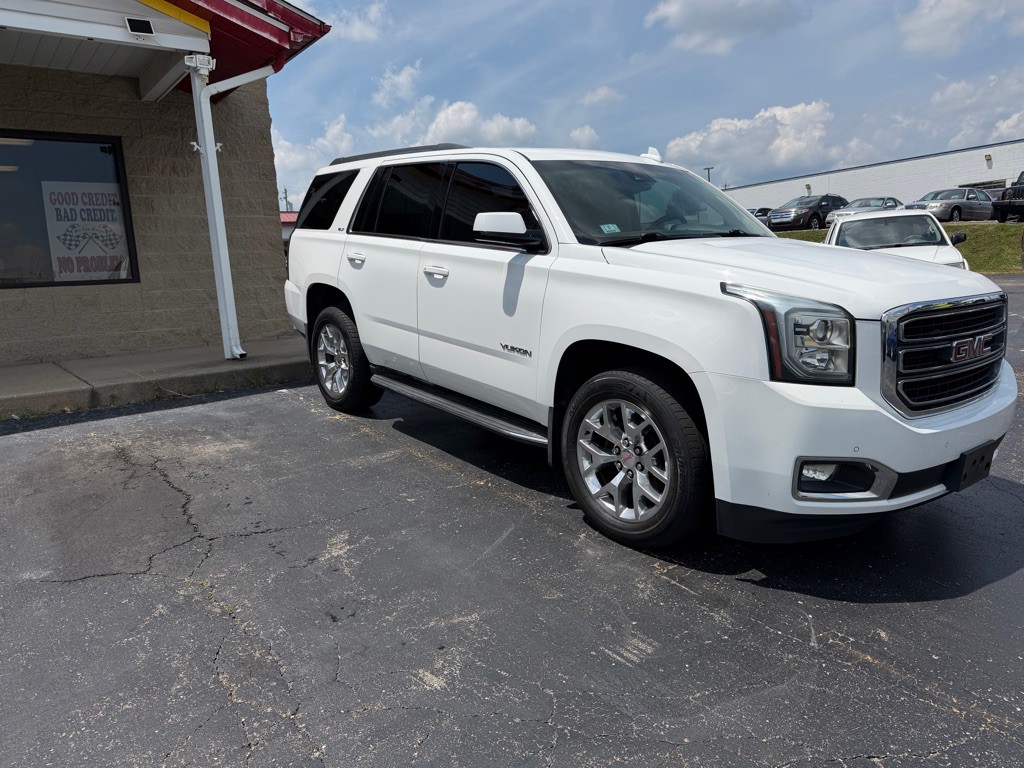 2017 GMC Yukon Image 3