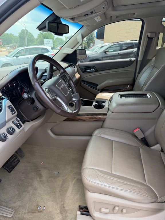 2017 GMC Yukon Image 9