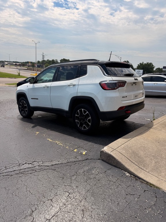 2021 Jeep Compass Image 2