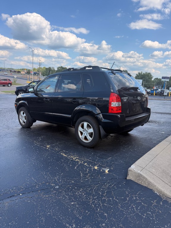 2008 Hyundai Tucson Image 2