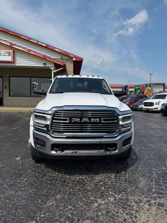 2022 RAM 5500 Image 2