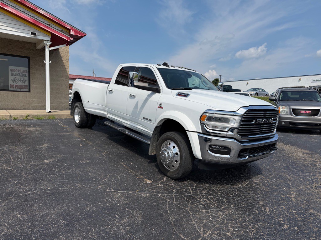 2022 RAM 5500 Image 3