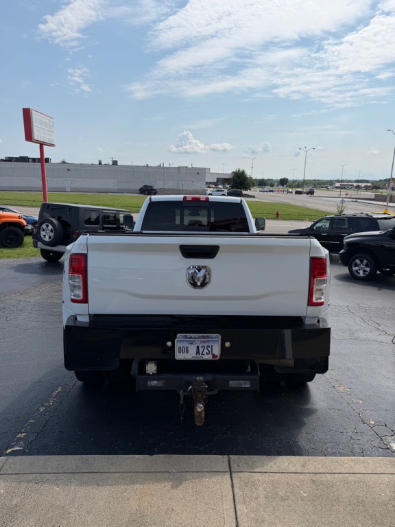 2022 RAM 5500 Image 6