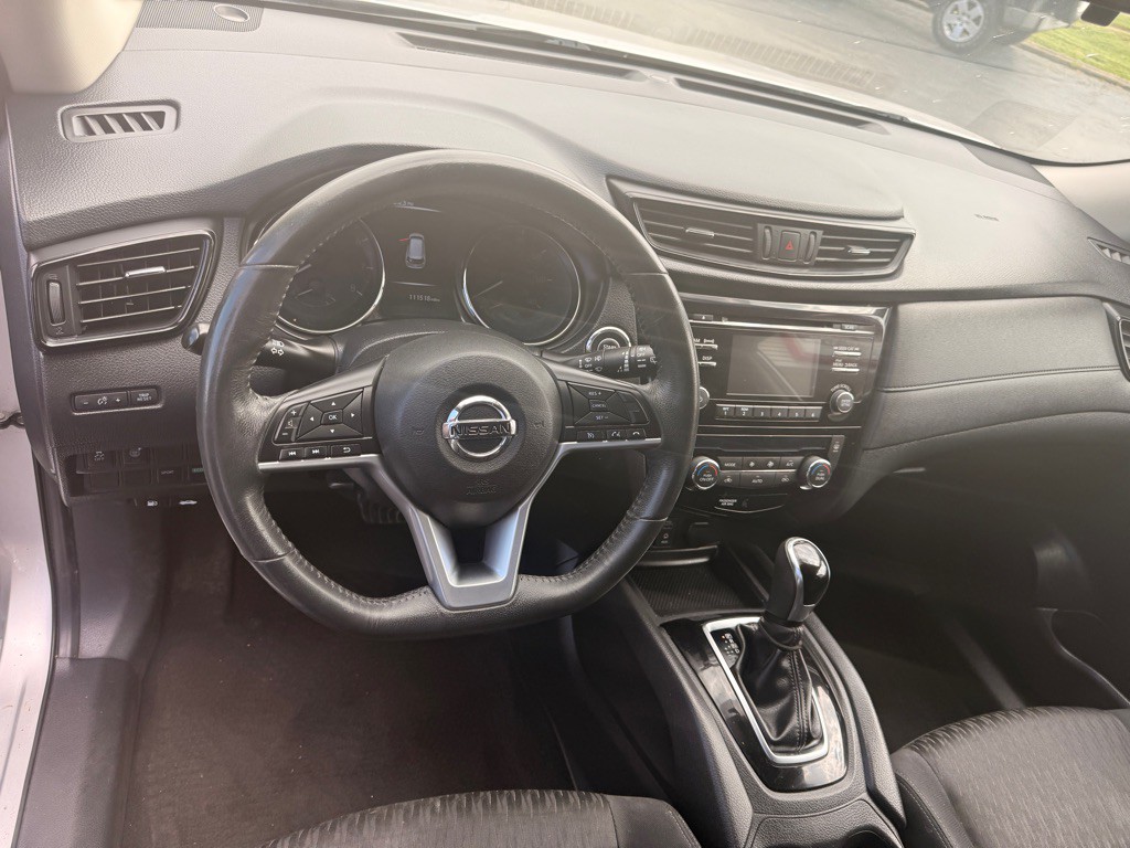 2017 Nissan Rogue Image 7