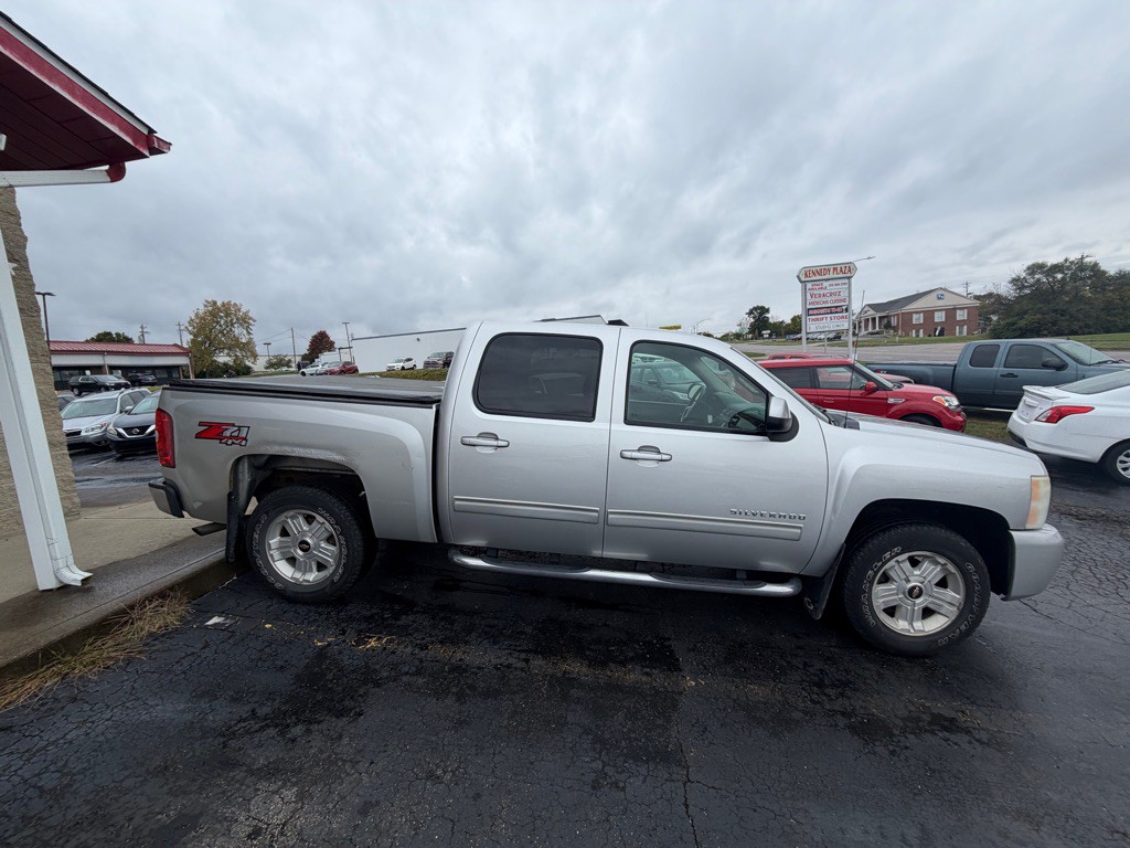 2011 Chevrolet Silverado 1500 Image 4