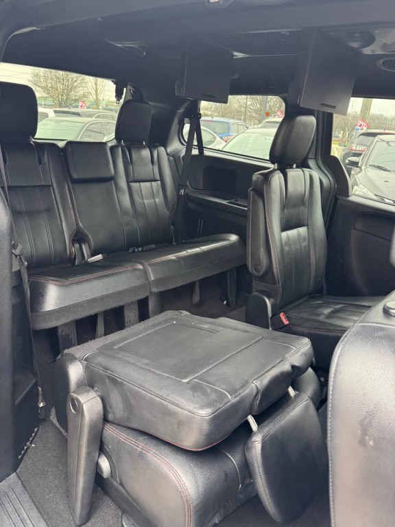 2016 Dodge Grand Caravan Image 10