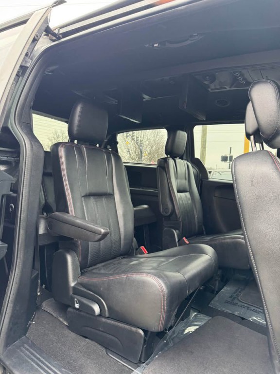 2016 Dodge Grand Caravan Image 16