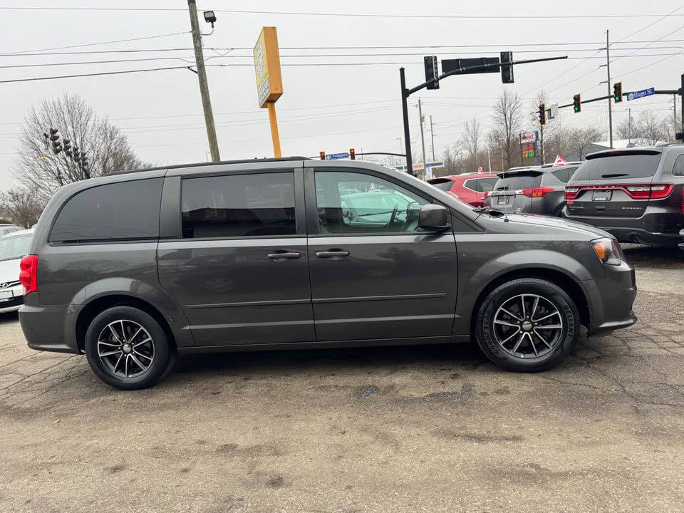 2016 Dodge Grand Caravan Image 3