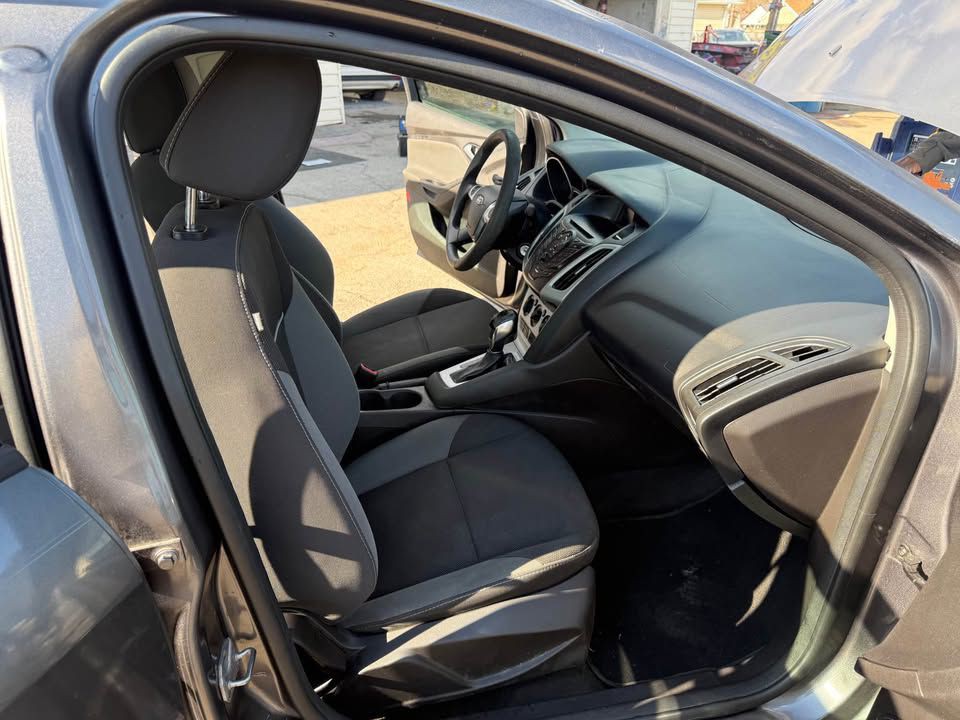 2014 Ford Focus Image 11