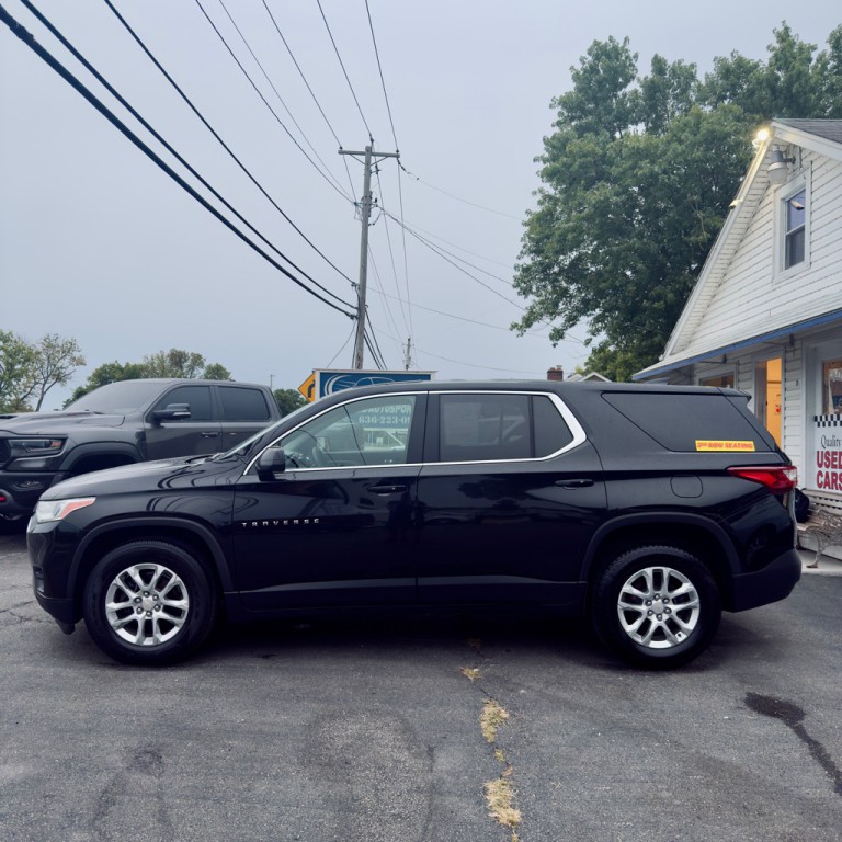 2018 Chevrolet Traverse Image 2