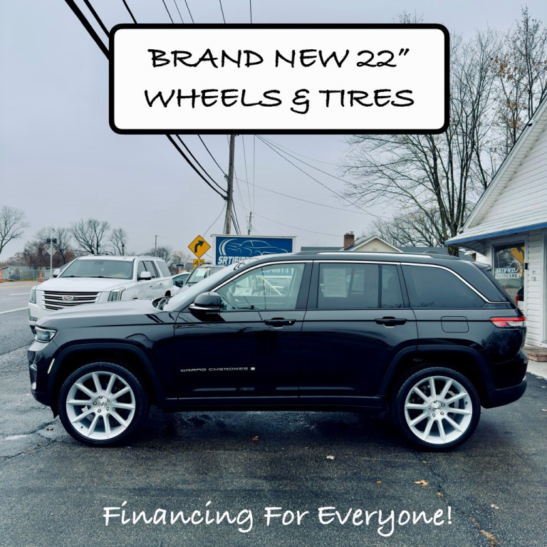 2023 Jeep Grand Cherokee Image 2