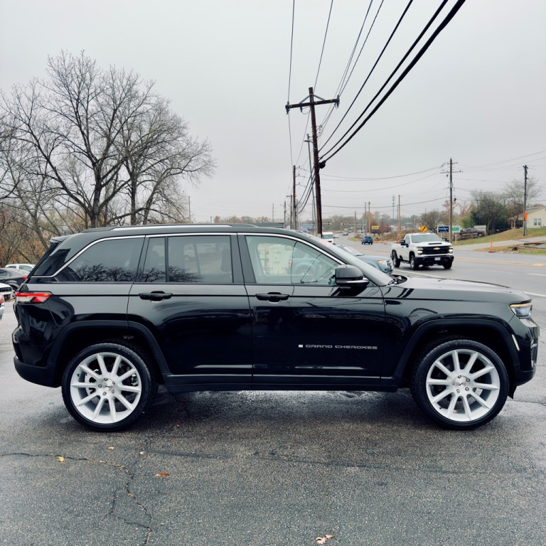 2023 Jeep Grand Cherokee Image 6