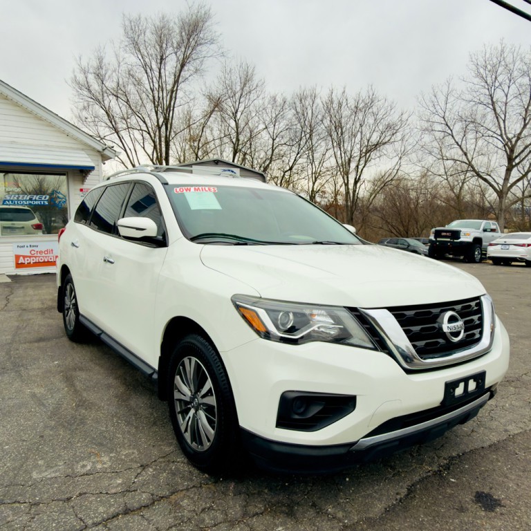 2017 Nissan Pathfinder Image 6