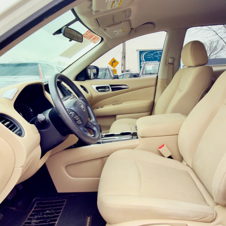 2017 Nissan Pathfinder Image 7