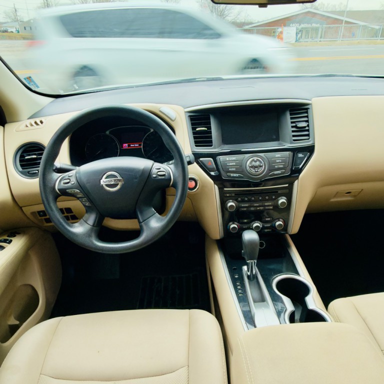 2017 Nissan Pathfinder Image 8