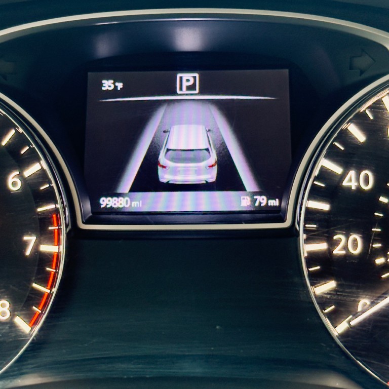 2017 Nissan Pathfinder Image 9