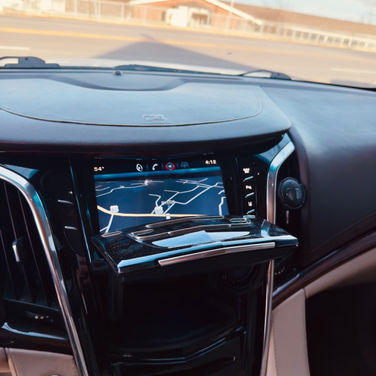 2015 Cadillac Escalade Image 12