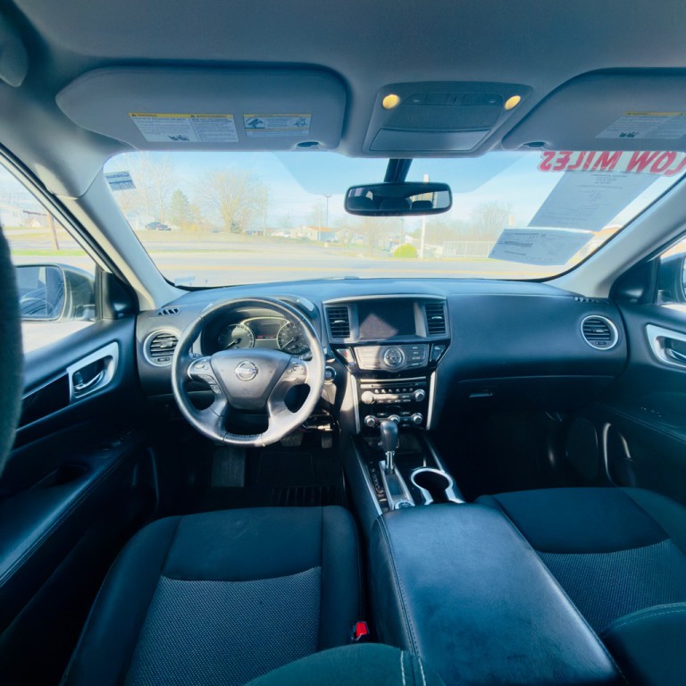 2019 Nissan Pathfinder Image 10