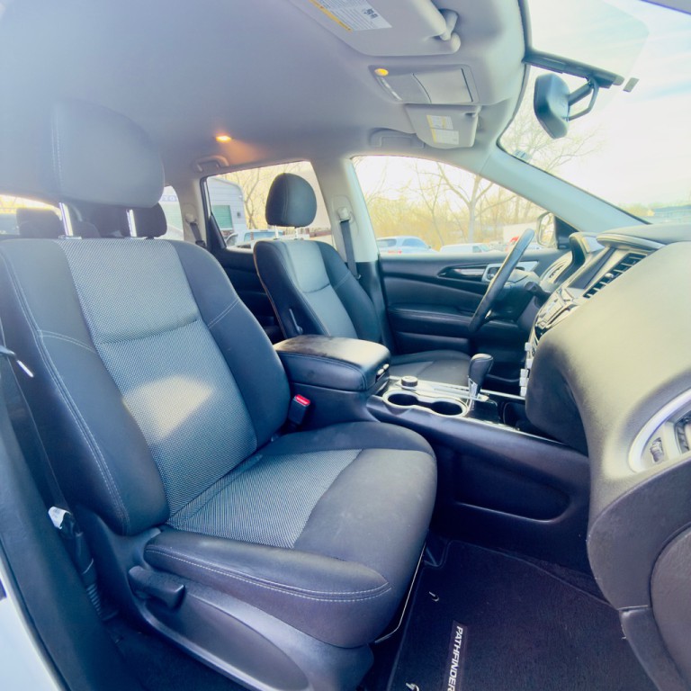 2019 Nissan Pathfinder Image 13
