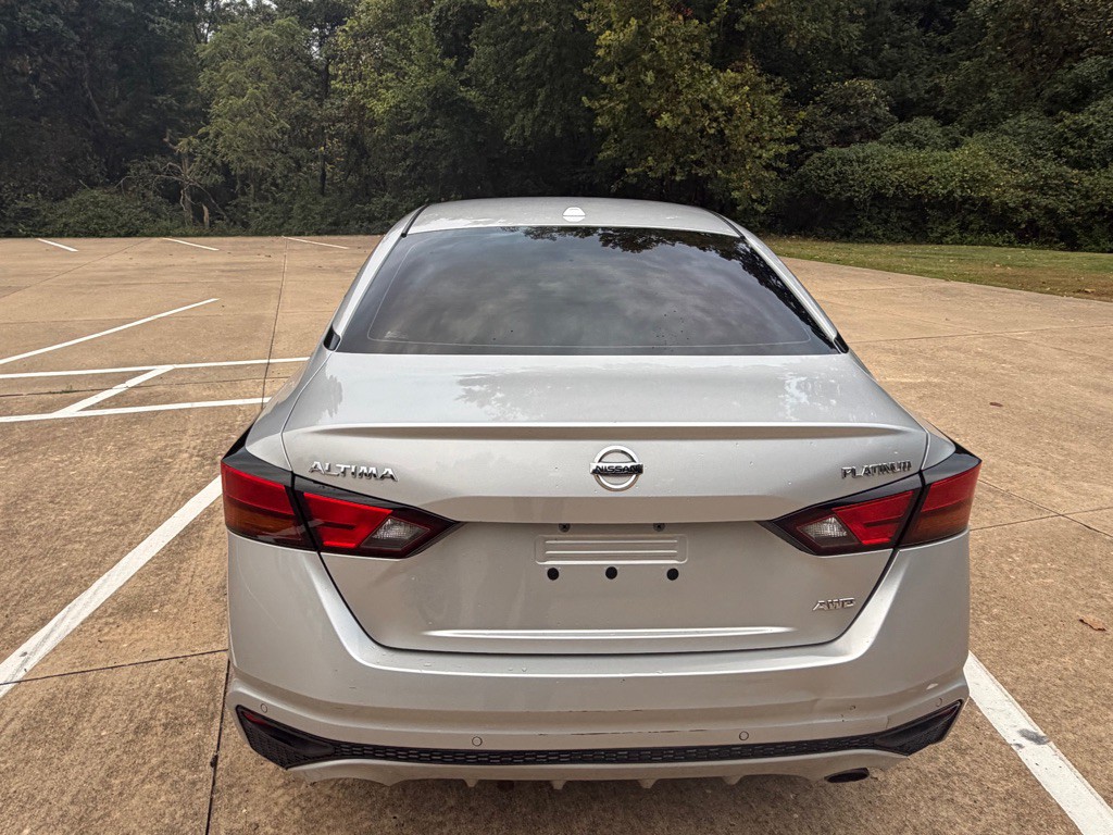 2019 Nissan Altima Image 5