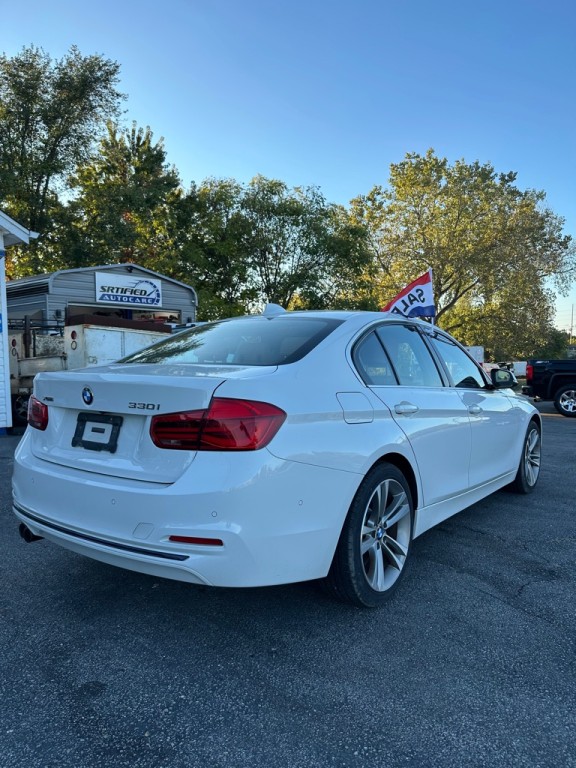 2018 BMW 3 Series Image 8