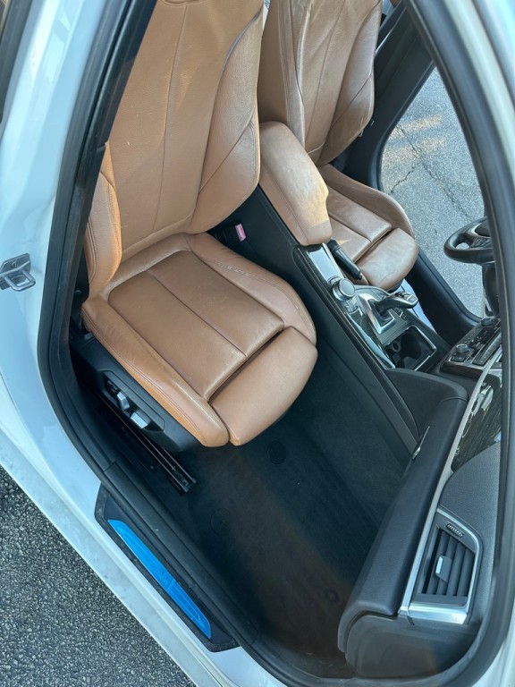 2018 BMW 3 Series Image 12