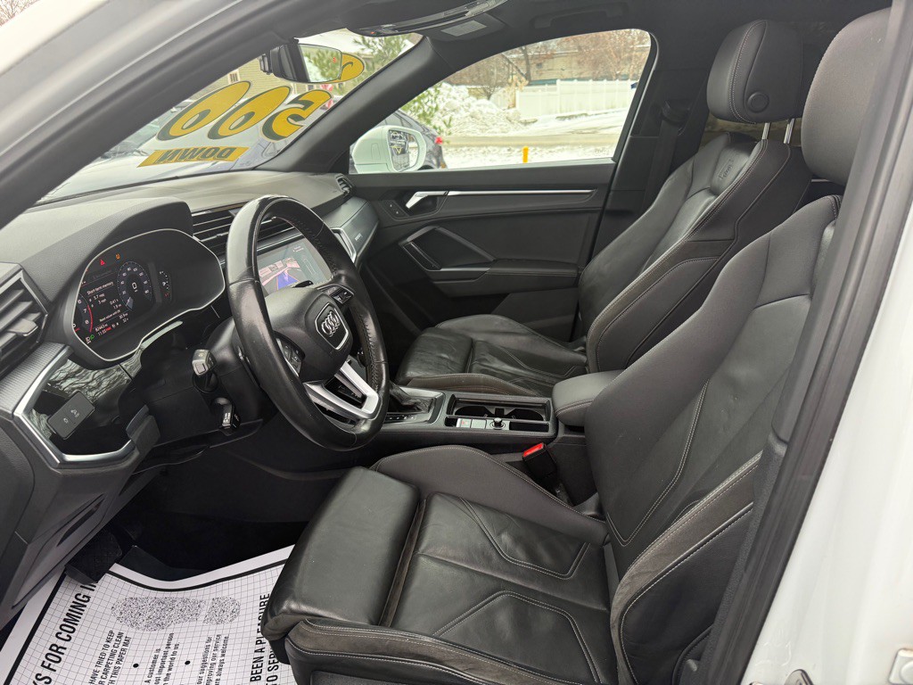 2020 Audi Q3 Image 28